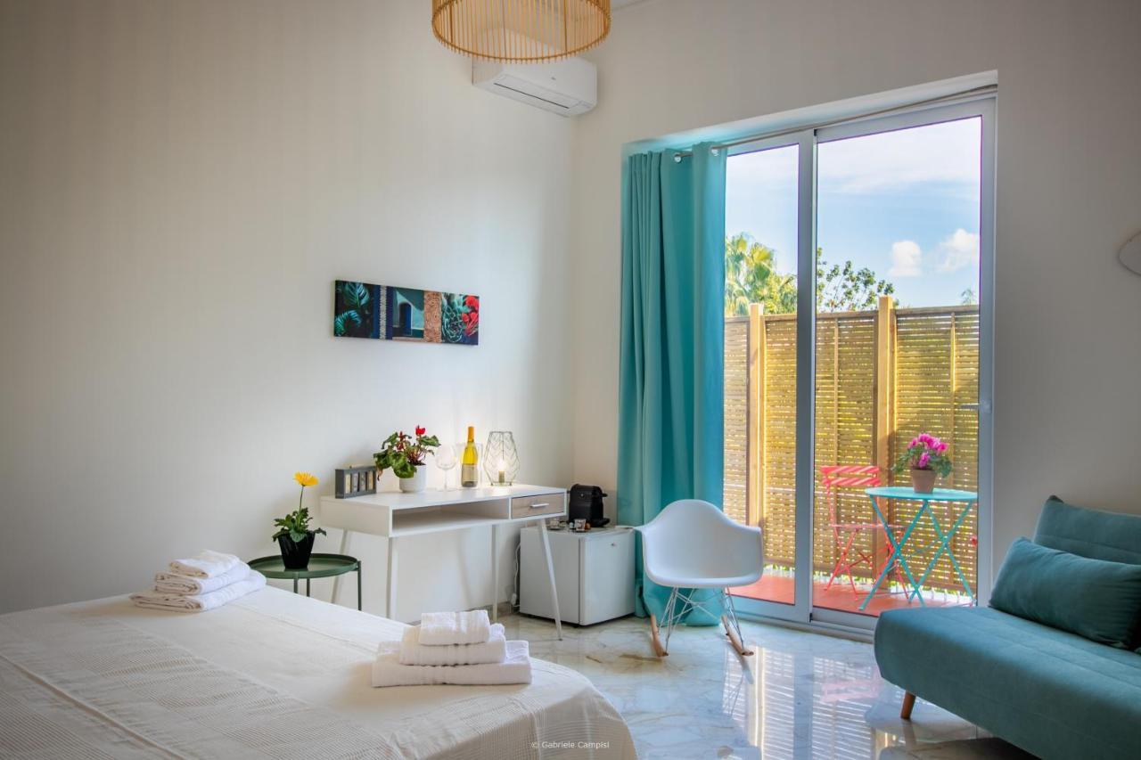 Oniro Bed & Breakfast Авола Екстериор снимка