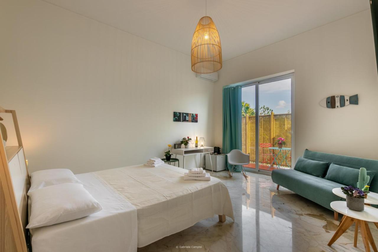 Oniro Bed & Breakfast Авола Екстериор снимка