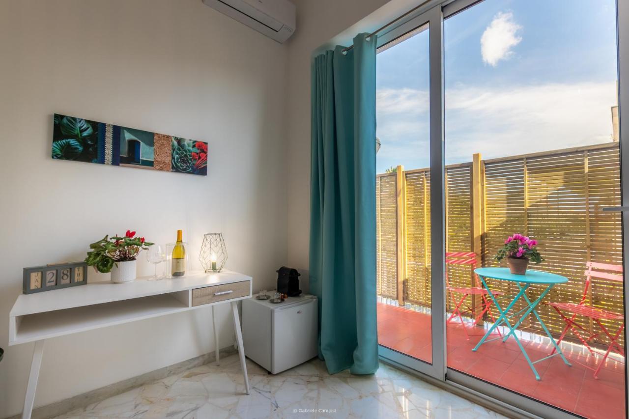 Oniro Bed & Breakfast Авола Екстериор снимка